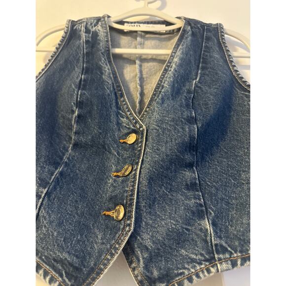 Zara Cripped denim jean vest Sz XS 100 % Cotton excellent condition - Picture 6 of 13